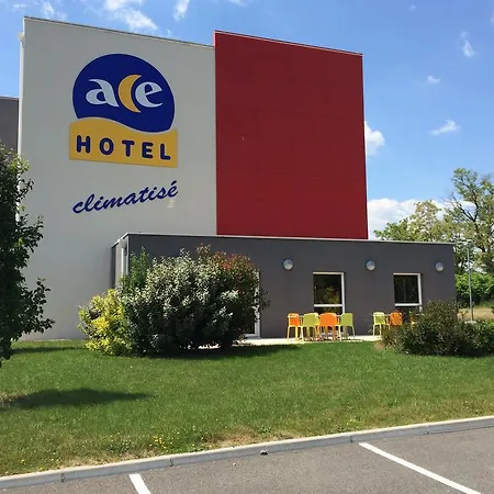 Ace Roanne Hotel 3*