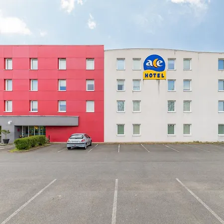 Ace Roanne 3* Mably
