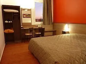 Ace Roanne Hotel 3*
