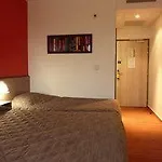 Ace Roanne 3* Mably