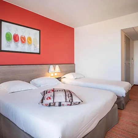 Hotel Ace Roanne 3*