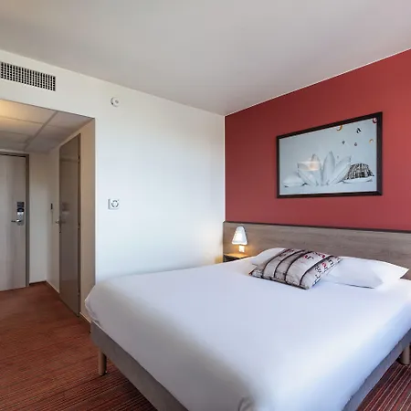 Hotel Ace Roanne Mably